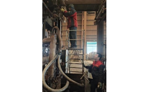 2024年3月7日江蘇導(dǎo)熱油壓板機(jī)清洗工程